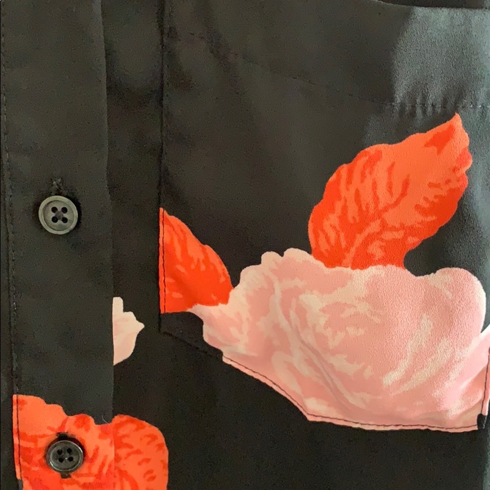 Who What Wear floral back seam detail blouse - Picture 3 of 5